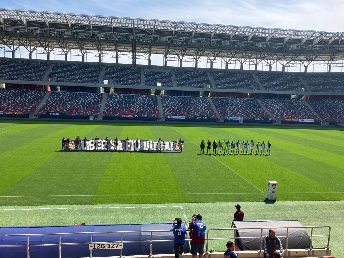 În ziua în care FCSB sărbătorește titlul, ultrașii lui CSA Steaua au protestat: „Vin pe rând să ceară pomană la palat”