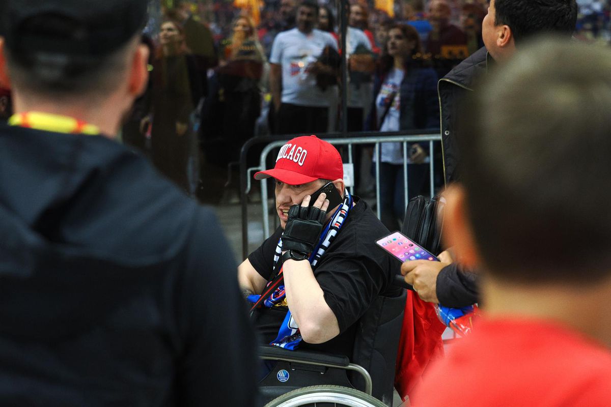 Gestul făcut de Gigi Becali imediat după FCSB - CFR Cluj