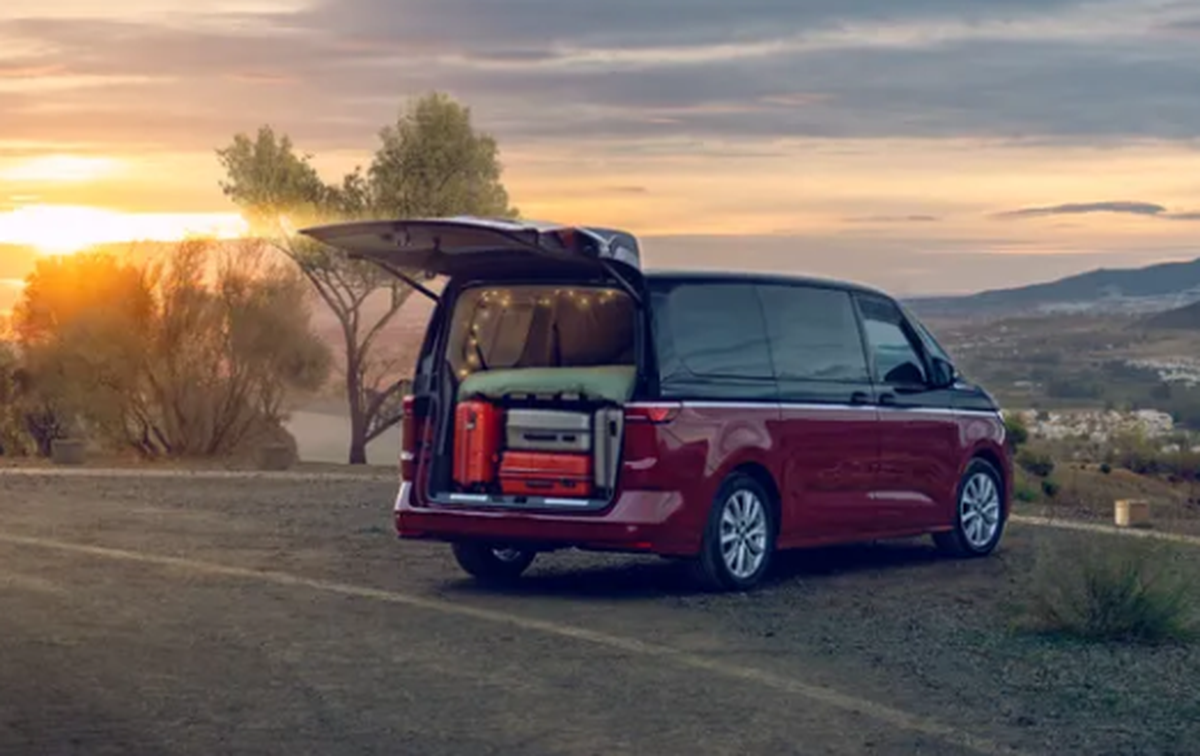 VW Multivan T7, mașina preferată de Papa Leon al XIV-lea