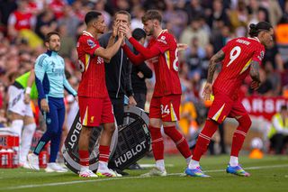 Scene nemaivăzute pe Anfield! Fanii lui Liverpool și-au huiduit la scenă deschisă propriul jucător