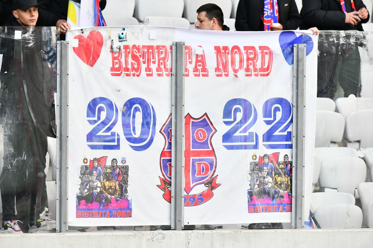 U CLUJ - FCSB 0-2. Trupa lui Sabău, surclasată de campioana venită de la șpriț! Roș-albaștrii au folosit titularii, așa cum au promis, dar omul meciului a fost indezirabilul Marius Ștefănescu