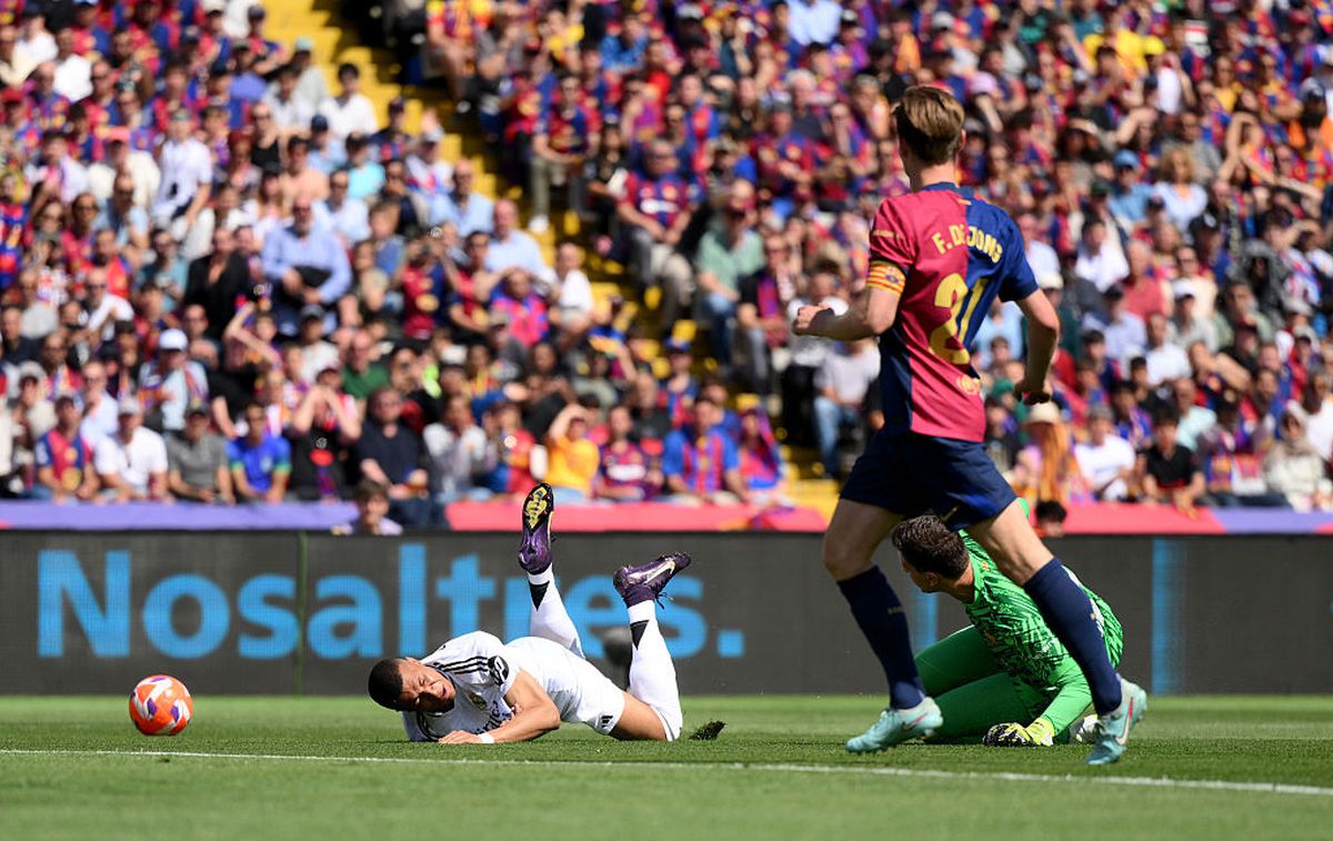 Barcelona - Real Madrid, „El Clasico” de titlu // 11.05.2025