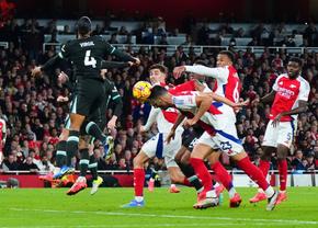 Liverpool - Arsenal, în runda 36 din Premier League » Gardă de onoare pentru campioni?