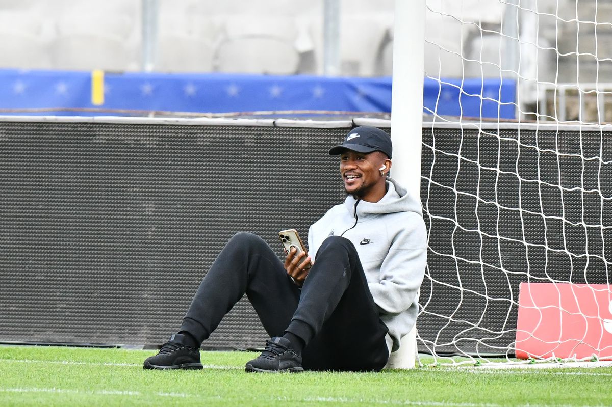 U CLUJ - FCSB 0-2. Trupa lui Sabău, surclasată de campioana venită de la șpriț! Roș-albaștrii au folosit titularii, așa cum au promis, dar omul meciului a fost indezirabilul Marius Ștefănescu