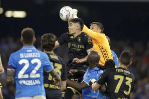 Rezultat URIAȘ! Dan Șucu arbitrează lupta la titlu din Serie A » Rapidistul Siegrist, printre cei mai buni de pe teren