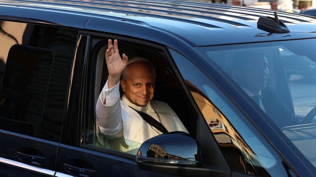 Papă nou, stil nou! Upgrade la Vatican » Ce mașină folosește Papa Leon al XIV-lea