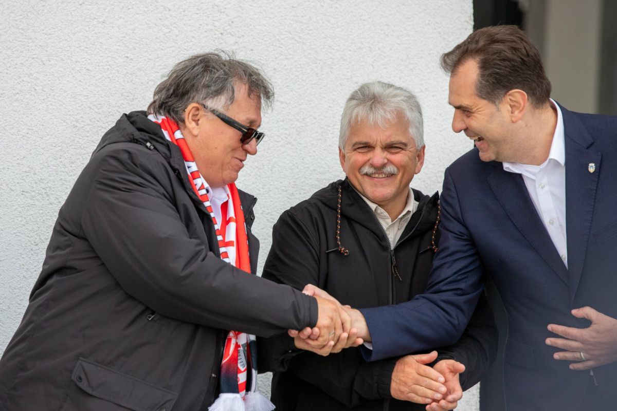 Cine este milionarul controversat trimis de Viktor Orban să investească la Sepsi » Suma pusă la bătaie în cel mai dificil moment