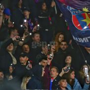 Roș-albaștrii au sărbătorit alături de fani victoria cu U Cluj / FOTO: Cristi Preda (GSP)