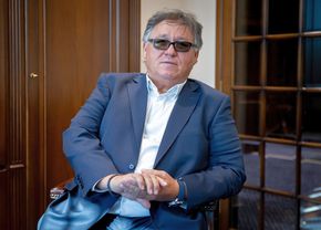 Cine este milionarul controversat trimis de Viktor Orban să investească la Sepsi » Suma pusă la bătaie în cel mai dificil moment