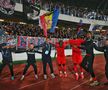 Roș-albaștrii au sărbătorit alături de fani victoria cu U Cluj / FOTO: Cristi Preda (GSP)