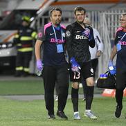 Matei Popa, accidentat, FCSB - Unirea Slobozia // foto: Cristi Preda (GSP)