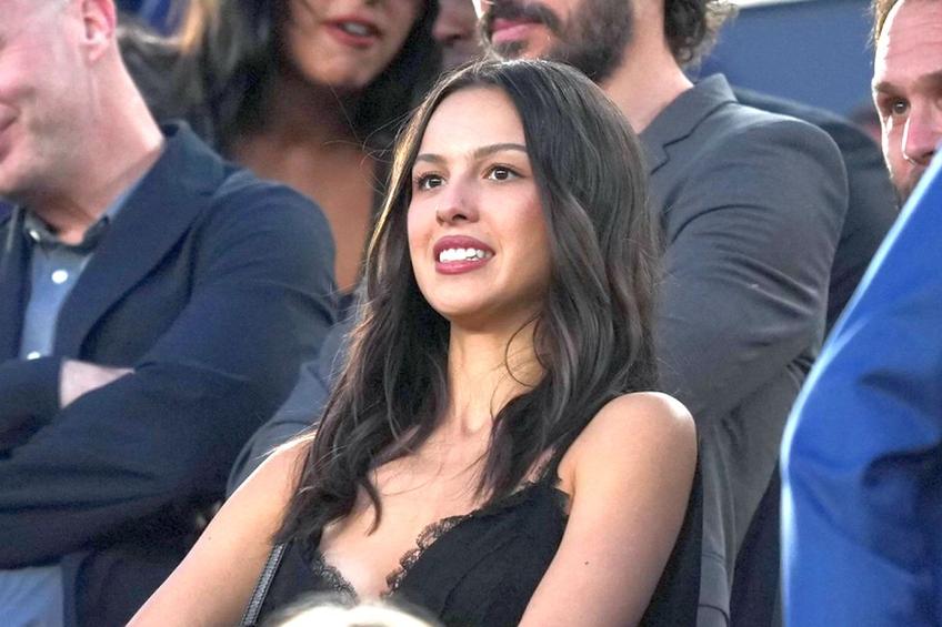 Artista Olivia Rodrigo a „furat” toate privirile la Barcelona - Real Madrid // FOTO: Getty Images