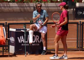 Cum și-a accidentat antrenorul fostul lider WTA Iga Swiatek în centrul Romei: „Lumea nu și-a dat seama cât de grav era”