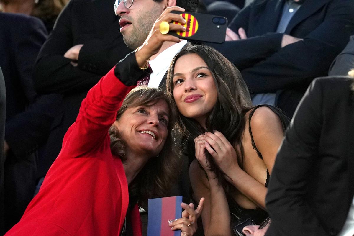 Olivia a furat toate privirile la Barcelona - Real Madrid și s-a dus glonț la Yamal!
