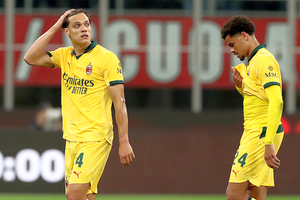 Coșmar rossonero: Milan pierde acasă meciul cu 5 goluri! De la titlu, în mare pericol să rateze Liga Campionilor