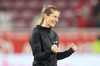 Marie-Louise Eta, prima antrenoare din TOP 5 campionate, a obținut un rezultat istoric