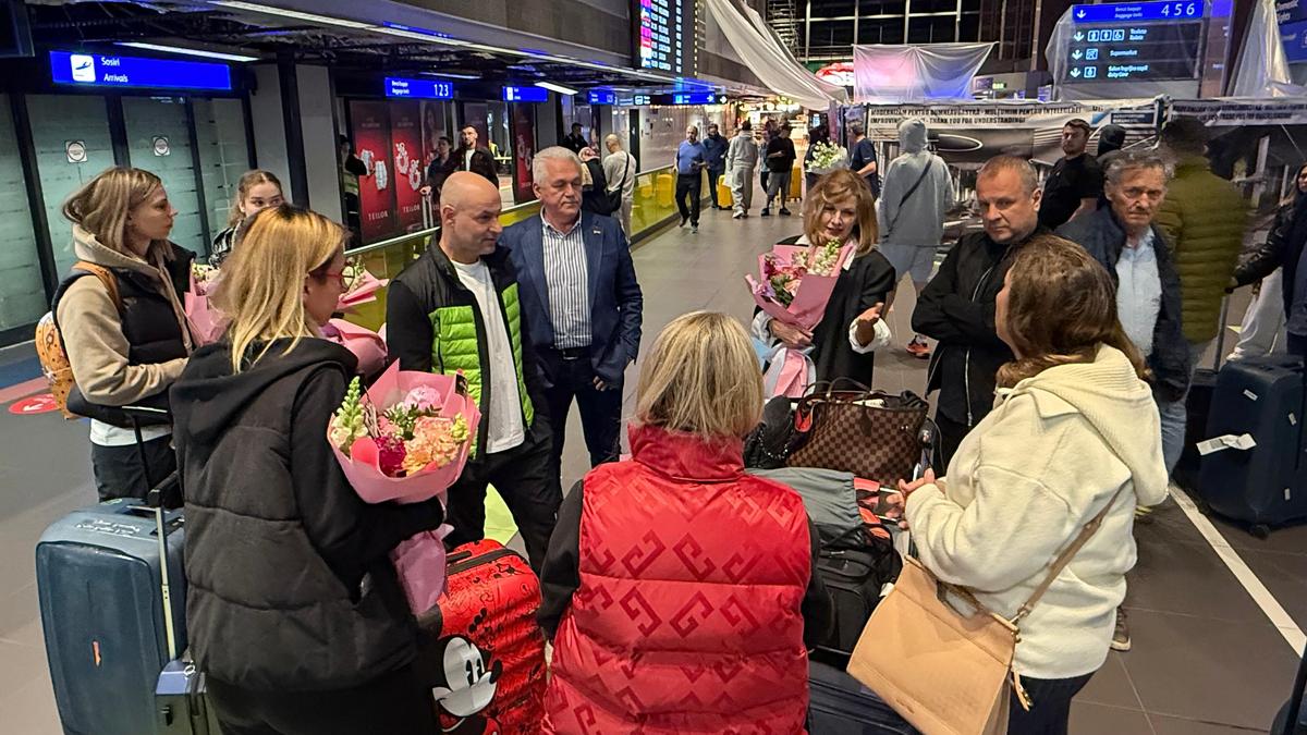 Revenite în țară, fetele cu medalie de bronz ale României și-au cerut drepturile financiare: „De doi ani, nimic! Se cam duce plăcerea”