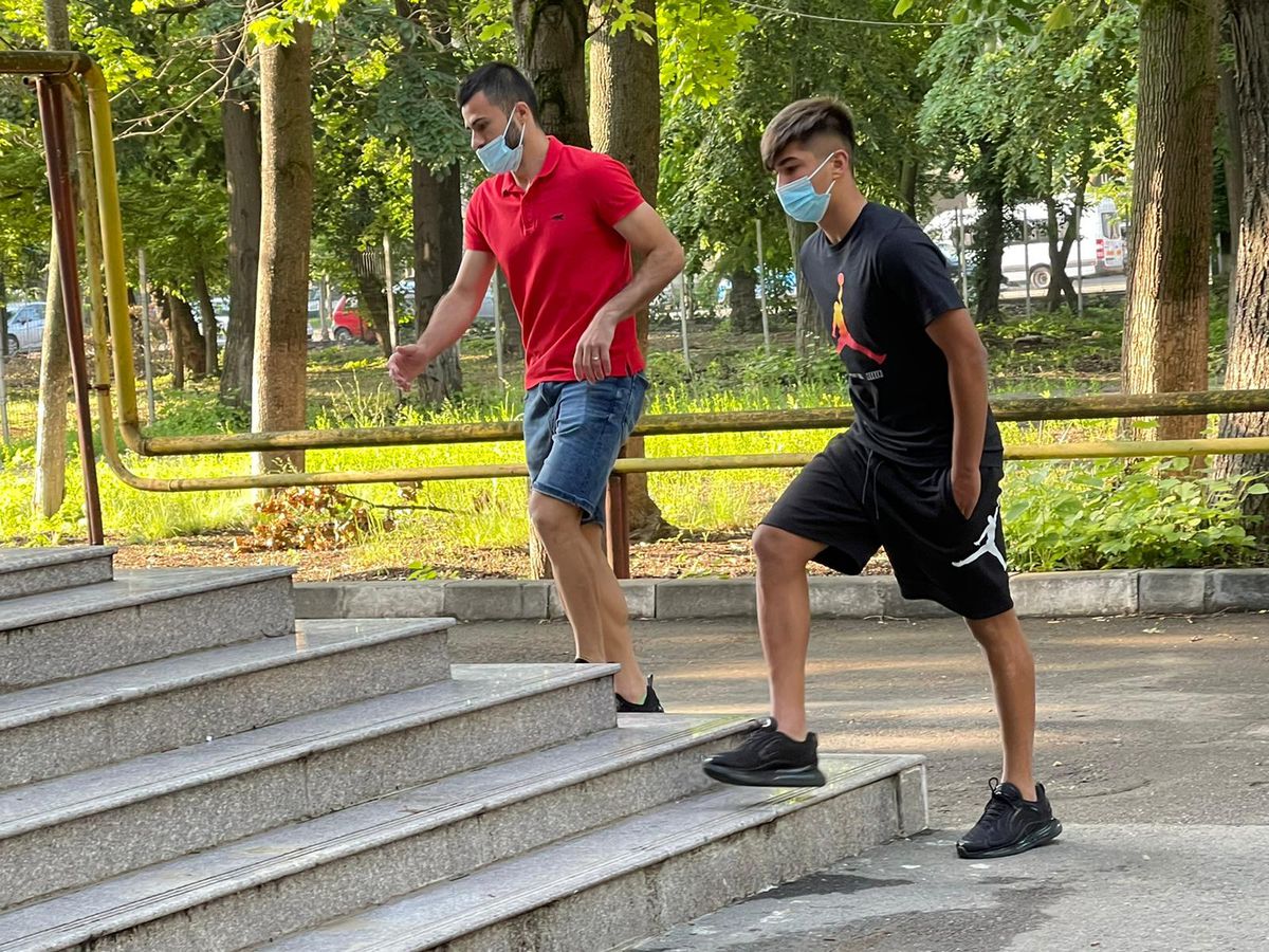 FCSB, la vizita medicală » Nume noi alături de obișnuiții din lot + Florinel Coman, prezent!