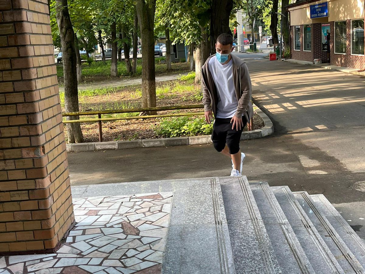 FCSB, la vizita medicală » Nume noi alături de obișnuiții din lot + Florinel Coman, prezent!