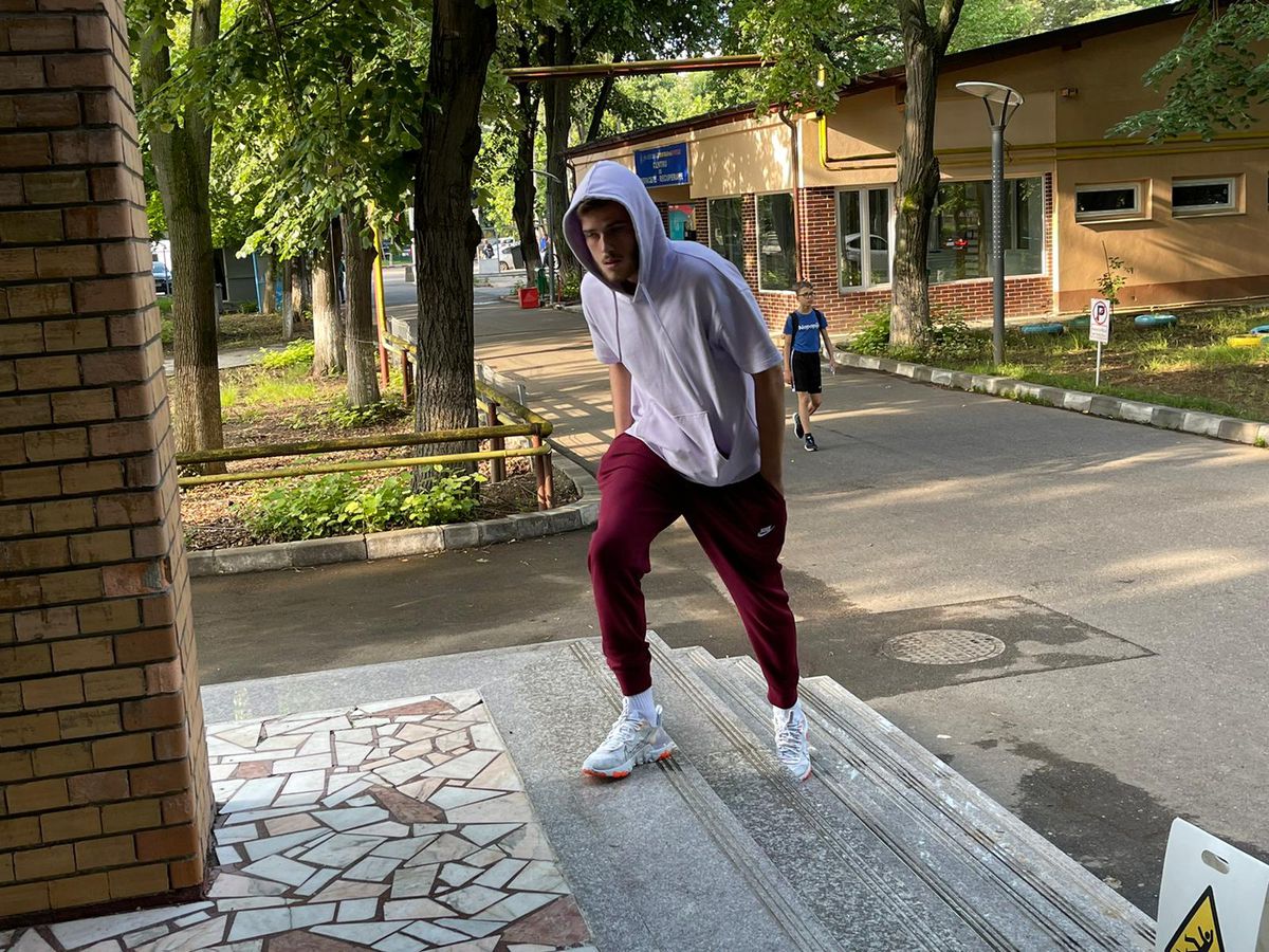 FCSB, la vizita medicală » Nume noi alături de obișnuiții din lot + Florinel Coman, prezent!