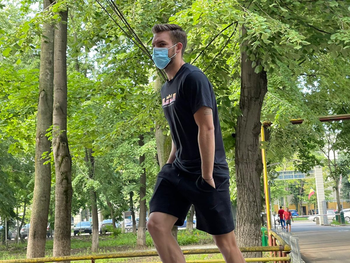 FCSB, la vizita medicală » Nume noi alături de obișnuiții din lot + Florinel Coman, prezent!