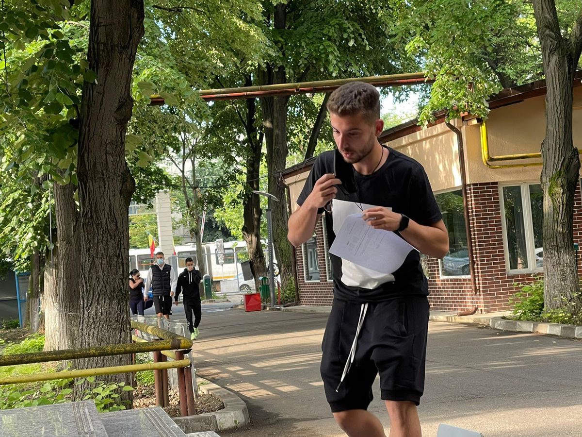 FCSB, la vizita medicală » Nume noi alături de obișnuiții din lot + Florinel Coman, prezent!