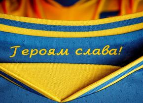 Românul care conduce organizații ucrainene de tineret explică ce-nseamnă „Slava Ukraini” și „Heroiam Slava”