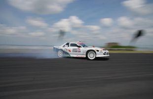 Drift: 20.000 de cai putere sunt gata de spectacol pe Transilvania Motor Ring