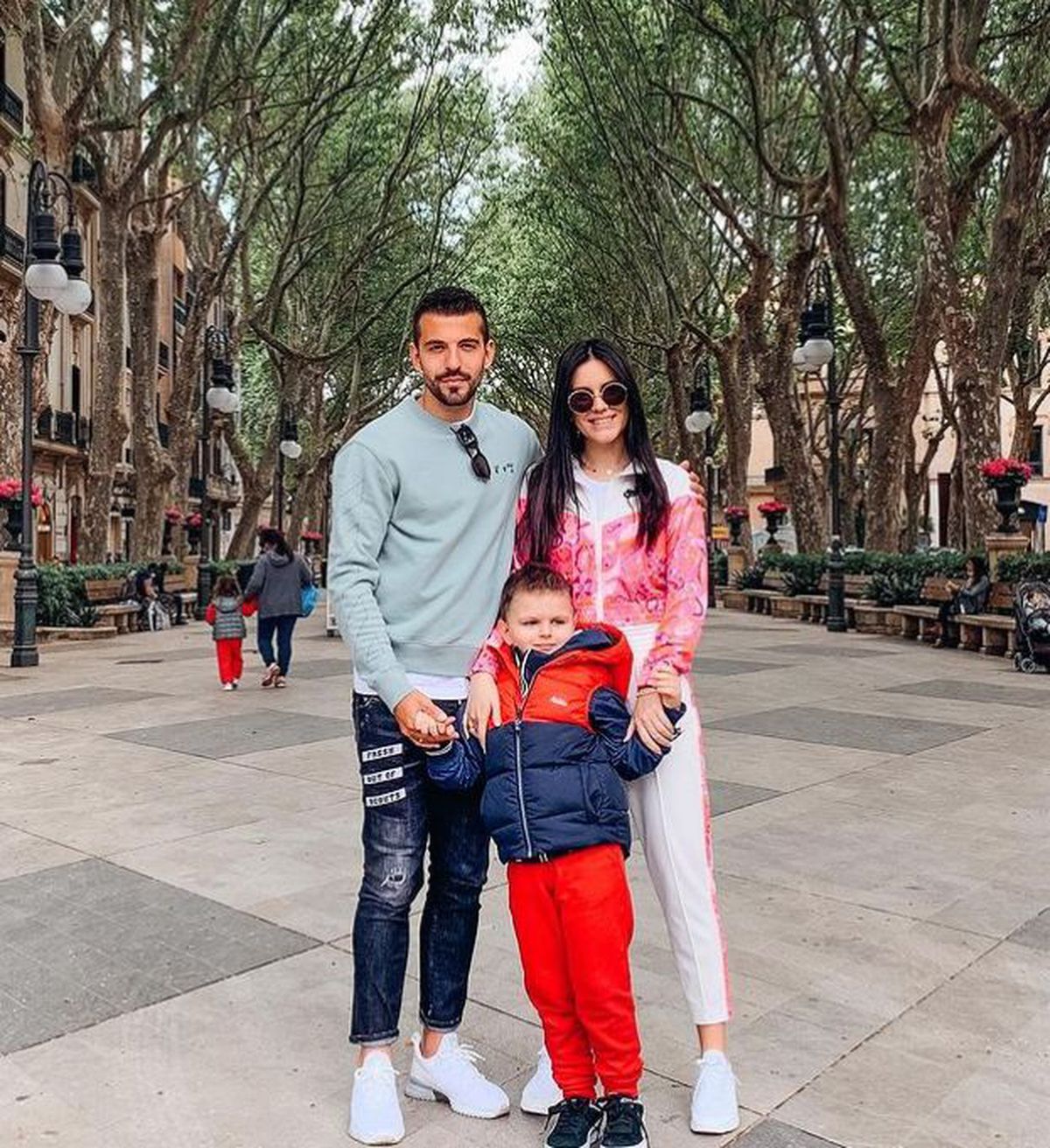 Le vedem la București! Partenerele spectaculoase ale fotbaliștilor care joacă la EURO 2020 pe Arena Națională