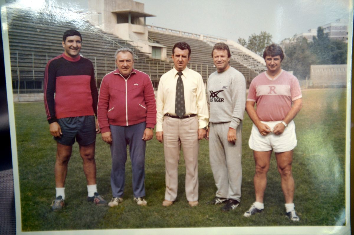 55 de ani de la primul titlu al Rapidului » Nichi Dumitriu: „Noi am fost zeii Giuleștiului. Doar Sabău și Lupu ar fi putut juca în echipa din '67. Pancu? A avut două viteze, mică și foarte mică!”