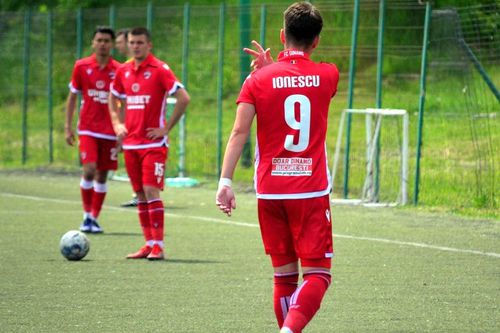 Cristian „Ely” Ionescu se pregătește să facă pasul la prima echipă a lui Dinamo / Sursă foto: facebook.com/ionescuely
