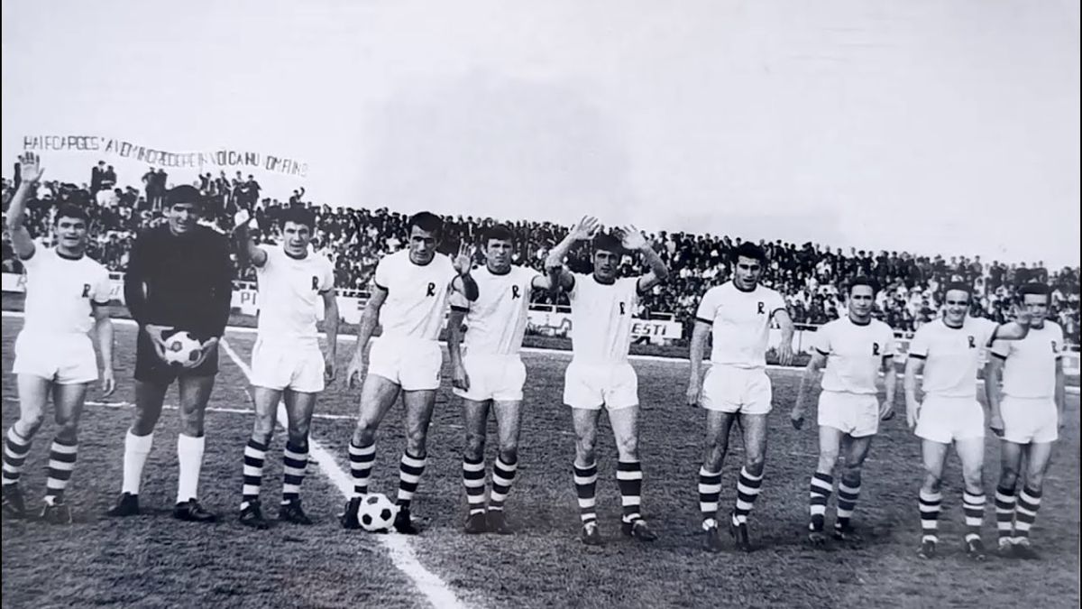 55 de ani de la primul titlu al Rapidului » Nichi Dumitriu: „Noi am fost zeii Giuleștiului. Doar Sabău și Lupu ar fi putut juca în echipa din '67. Pancu? A avut două viteze, mică și foarte mică!”