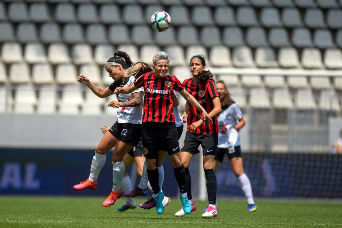 Faza controversată în finala Cupei României la fotbal feminin » Proteste după un gol anulat