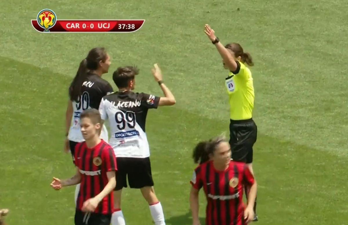 Faza controversată în finala Cupei României la fotbal feminin » Proteste după un gol anulat