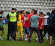 Scandal monstru și bătaie generală pe teren la finala Cupei României la fotbal feminin + Acuzații grave: „Am fost amenințată de omul de la pază”