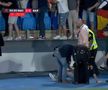 FOTO Fani au căzut cu tribuna la Real Madrid B - Barcelona B