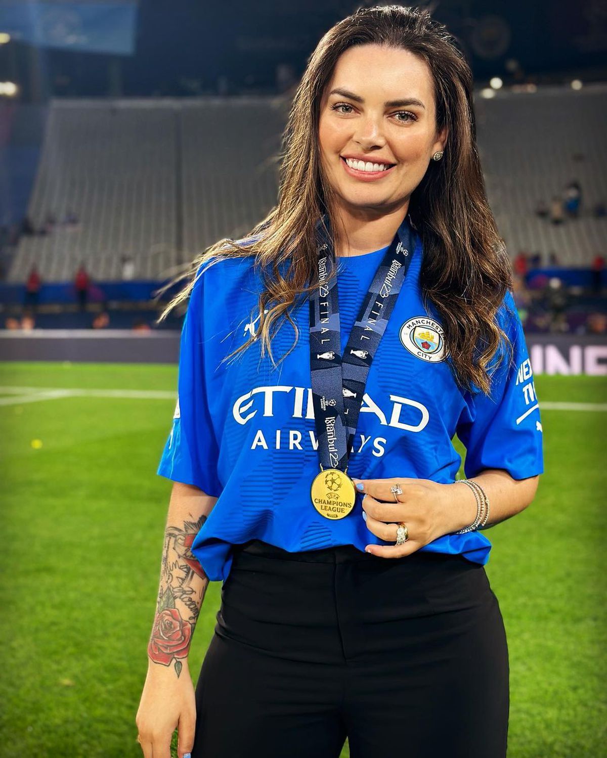 Splendoare în iarbă » Câștigătorii UCL au sărbătorit cu partenerele imediat după finala cu Inter