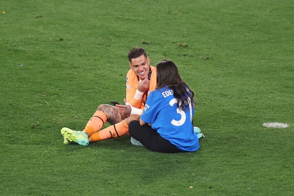 Splendoare în iarbă » Câștigătorii UCL au sărbătorit cu partenerele imediat după finala cu Inter