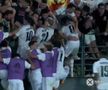 FOTO Fani au căzut cu tribuna la Real Madrid B - Barcelona B