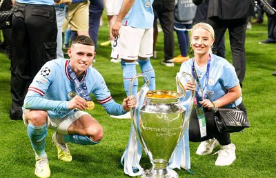 Splendoare în iarbă » Câștigătorii UCL au sărbătorit cu partenerele imediat după finala cu Inter