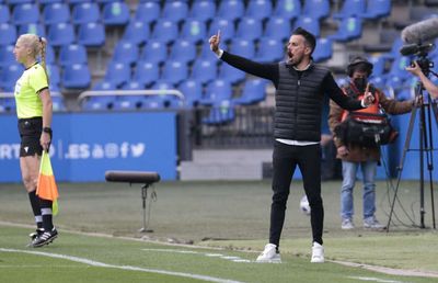 Dramatism total » Fostul antrenor al Viitorului a ratat promovarea cu Deportivo la Coruna: gol fabulos, eliminare, penalty ratat și șoc în prelungiri!