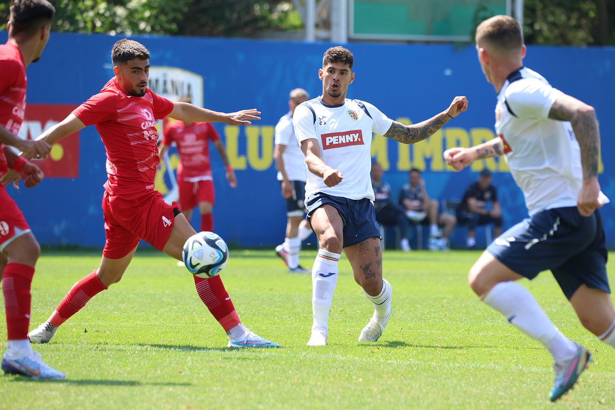 Amical România - CS Tunari