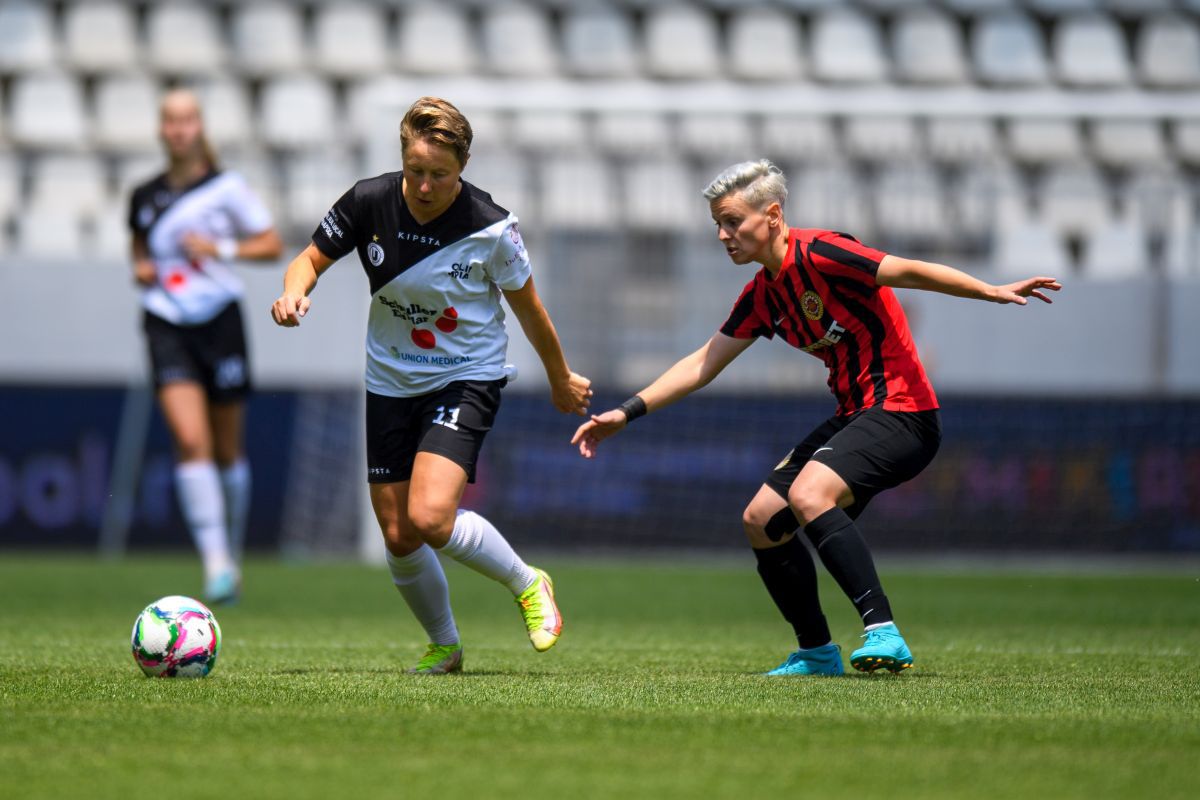 Faza controversată în finala Cupei României la fotbal feminin » Proteste după un gol anulat