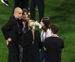 Pep Guardiola alături de familie: soția Cristina, fiicele Maria și Valentina și fiul, Marius (foto: Guliver/Getty Images)
