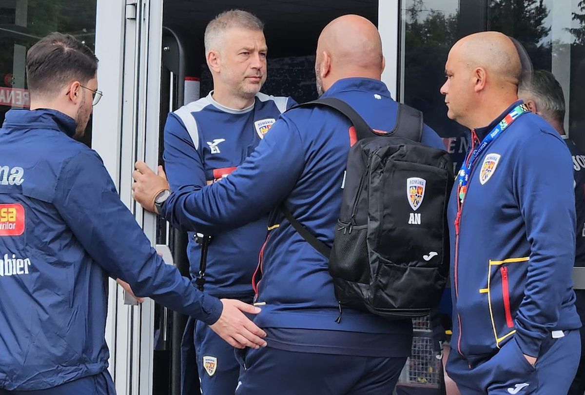 Edi Iordănescu e „certat” în cantonament de AI: „Îi spune că nu doarme suficient. E foarte stresat”