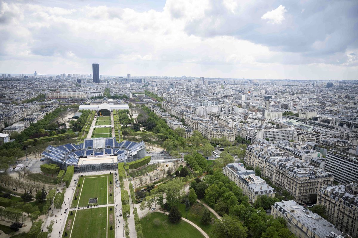 „Eiffel Tower Stadium”, arena de 13.000 de locuri amenajată lângă Champ de Mars » Va fi una dintre atracțiile de la Jocurile Olimpice