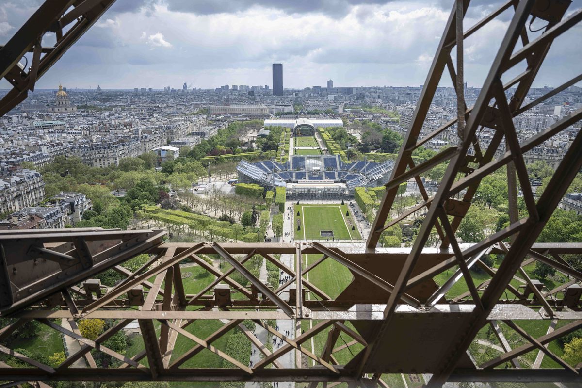 „Eiffel Tower Stadium”, arena de 13.000 de locuri amenajată lângă Champ de Mars » Va fi una dintre atracțiile de la Jocurile Olimpice