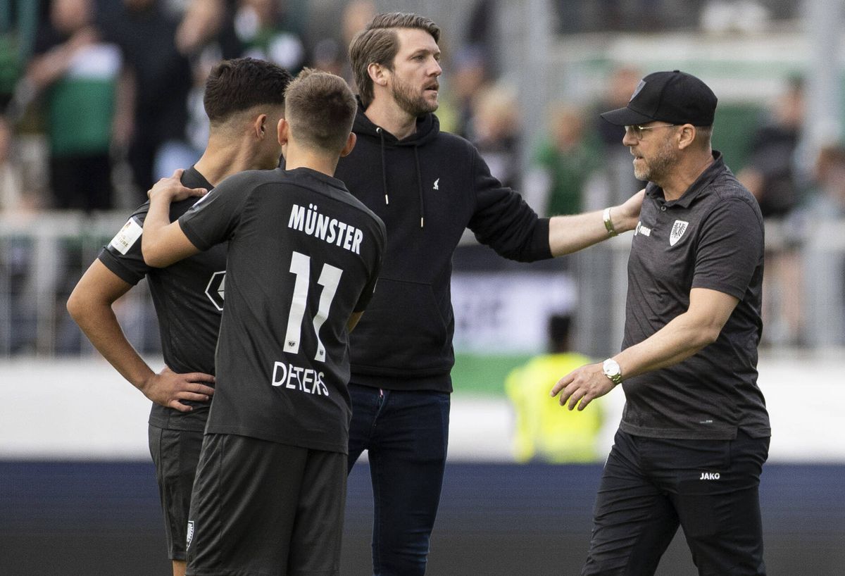 Dinamo testează mai multe piste » Un mijlocaș central austriac se află la Săftica sub comanda lui Zeljko Kopic