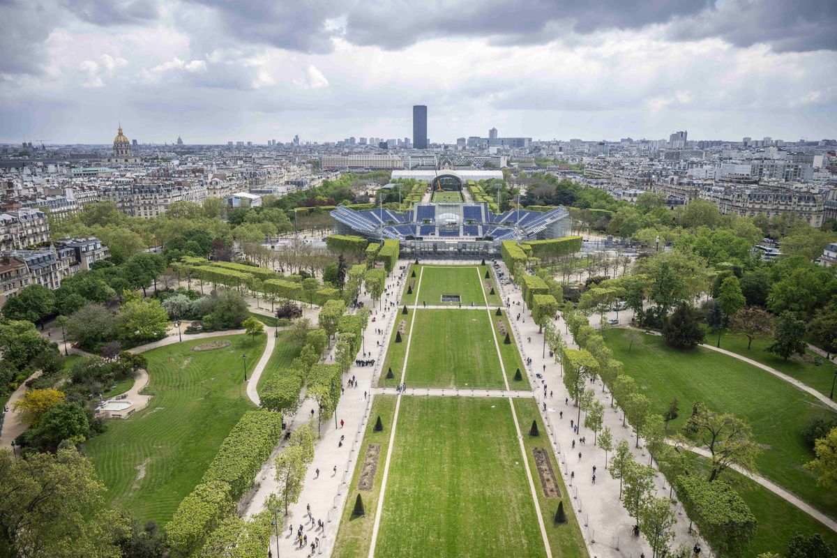 „Eiffel Tower Stadium”, arena de 13.000 de locuri amenajată lângă Champ de Mars » Va fi una dintre atracțiile de la Jocurile Olimpice