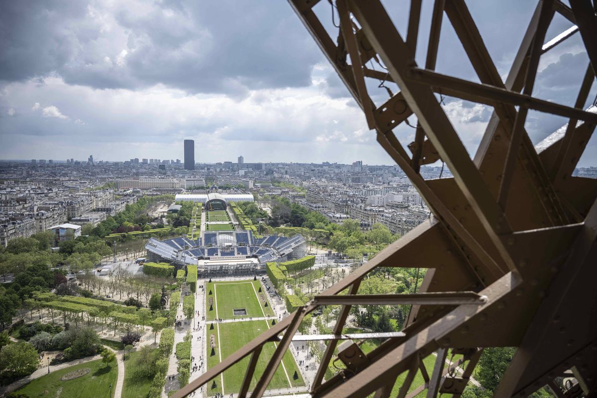 „Eiffel Tower Stadium”, arena de 13.000 de locuri amenajată lângă Champ de Mars » Va fi una dintre atracțiile de la Jocurile Olimpice